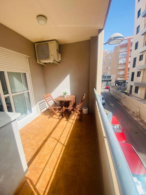 Apartamento De Dos Dormitorios En Almeria. Eksteriør billede